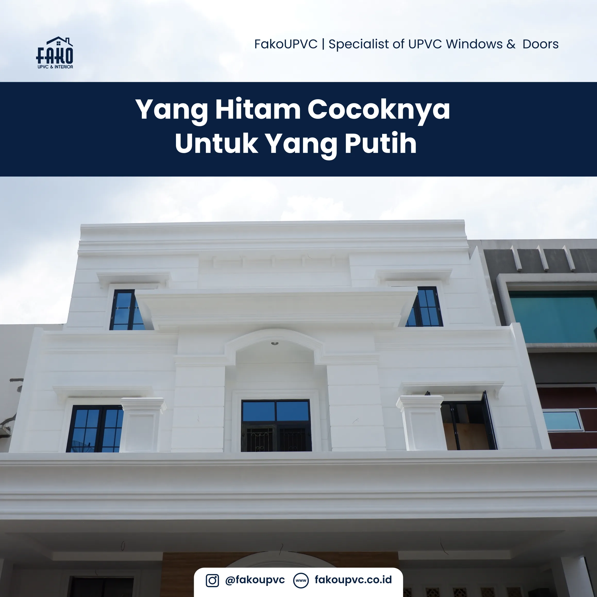 Jendela Swing UPVC Hitam Untuk Rumah Berwarna Putih